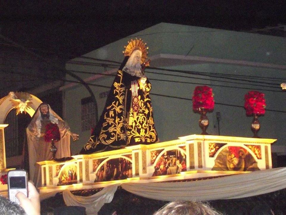 2012 Sepultado Santo Domingo 02