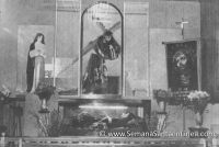 Altar Provisional de Jesús Nazareno del Consuelo y Señor Sepultado luego del terremoto de 1976.