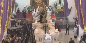 Salida del Cortejo Procesional de Jesús Nazareno del Rescate y Santisima Virgen de Dolores del Templo de Santa Teresa